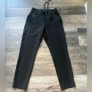 Lululemon On-The-Fly Straight Leg Jogger